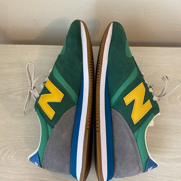 New Balance 520 Retro Suede Shoes Fashion Sneakers Green Yellow Unisex M 9.5 W11 - Picture 4 of 12